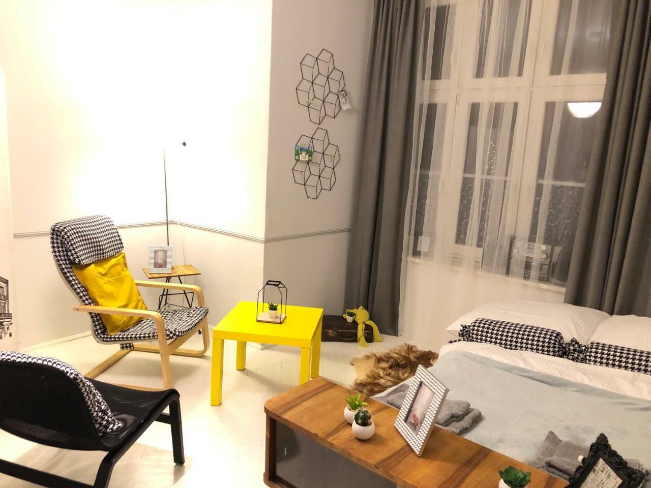Luxury Retro Apartment, City Center, Wifi Красков Екстериор снимка