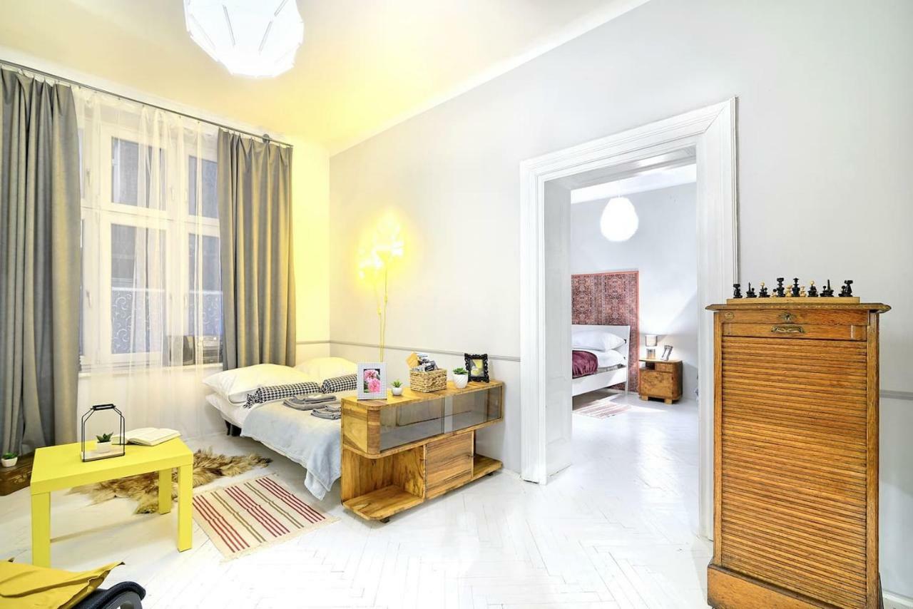 Luxury Retro Apartment, City Center, Wifi Красков Екстериор снимка